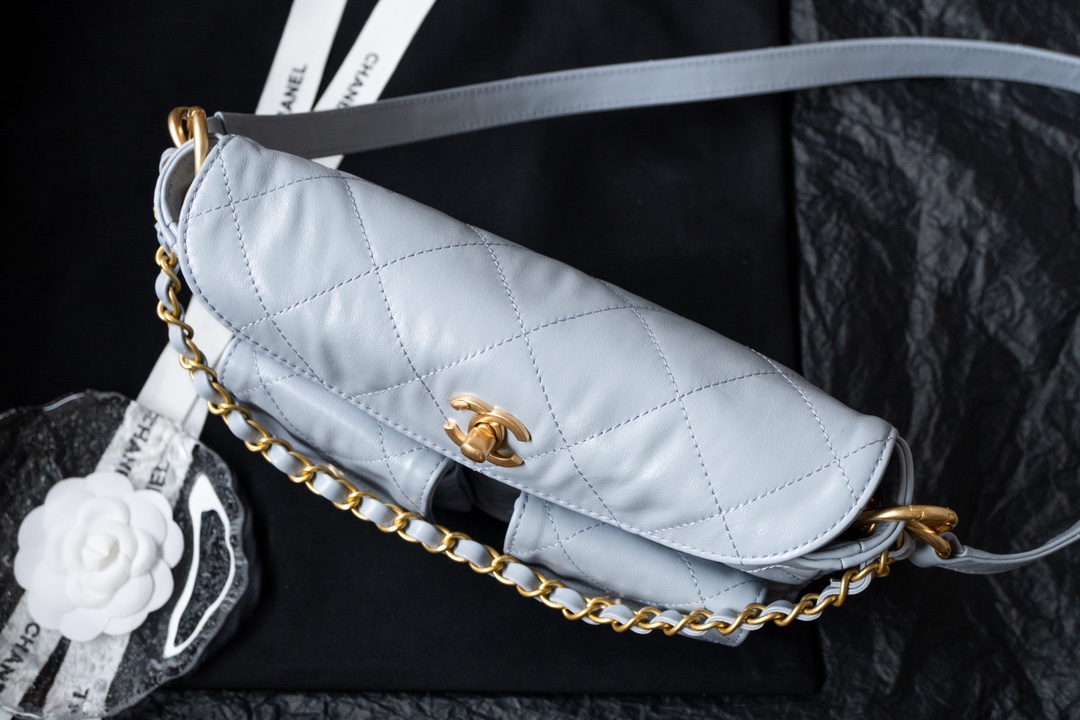 Chanel 24P Messenger Hobo Pale Blue - fake chanel hobo pale blue detail 2