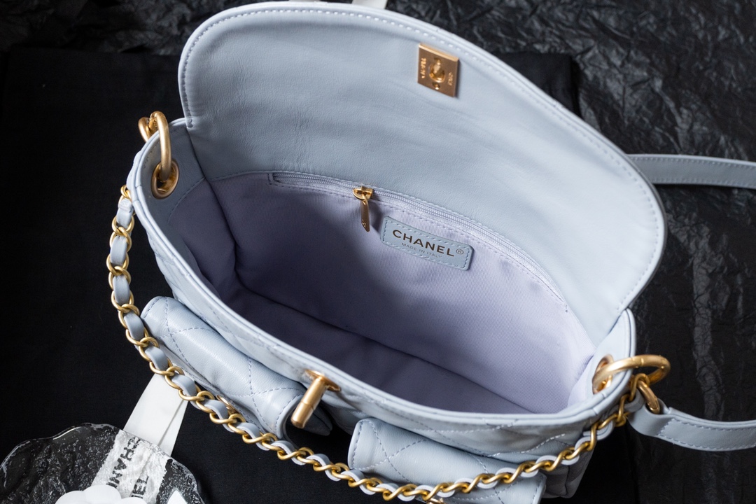 Chanel 24P Messenger Hobo Pale Blue - fake chanel hobo pale blue detail 5