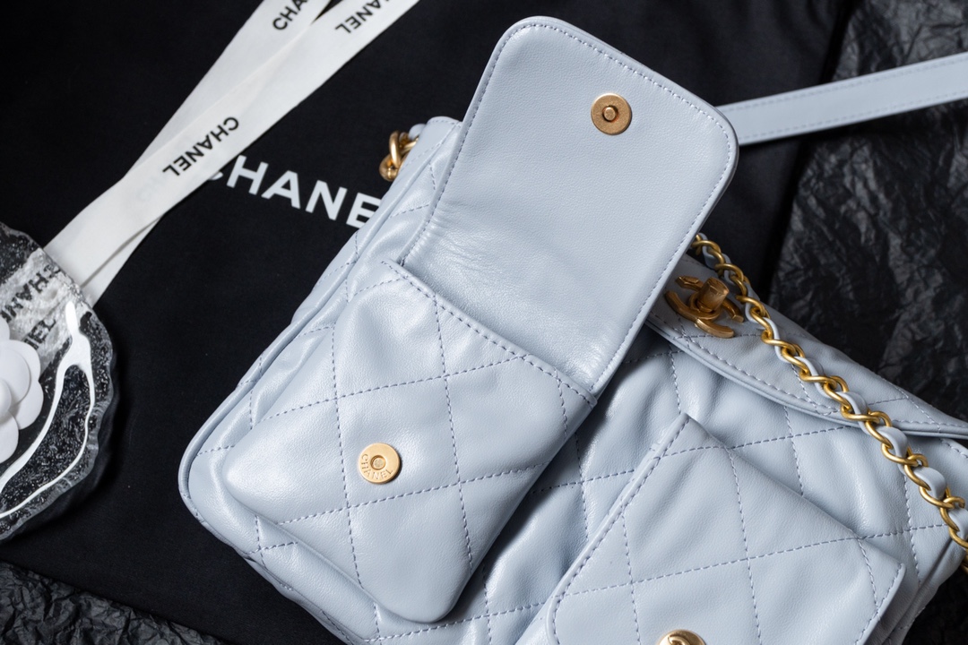 Chanel 24P Messenger Hobo Pale Blue - fake chanel hobo pale blue detail 6