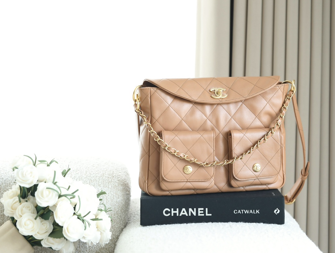 Chanel 24P Messenger Hobo Peach - chanel hobo peach dupe front view