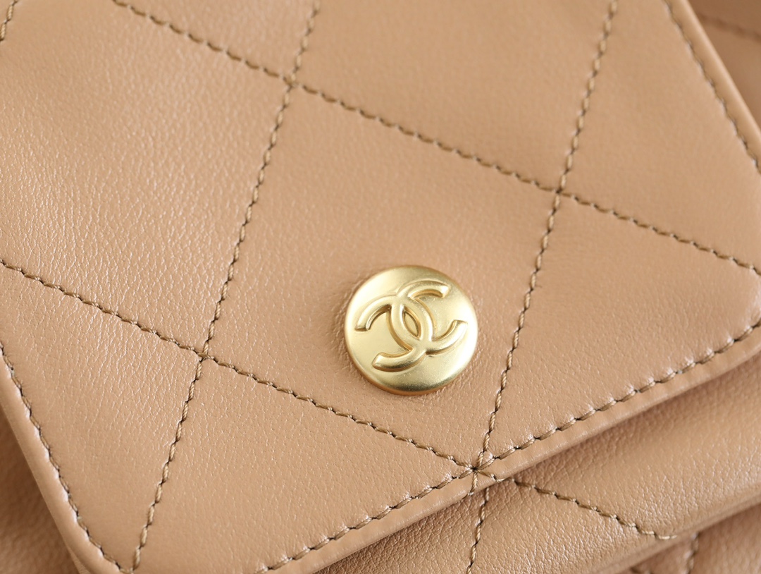 Chanel 24P Messenger Hobo Peach - chanel hobo peach dupe detail 5