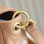 Chanel 24P Messenger Hobo Peach - chanel hobo peach dupe detail 10