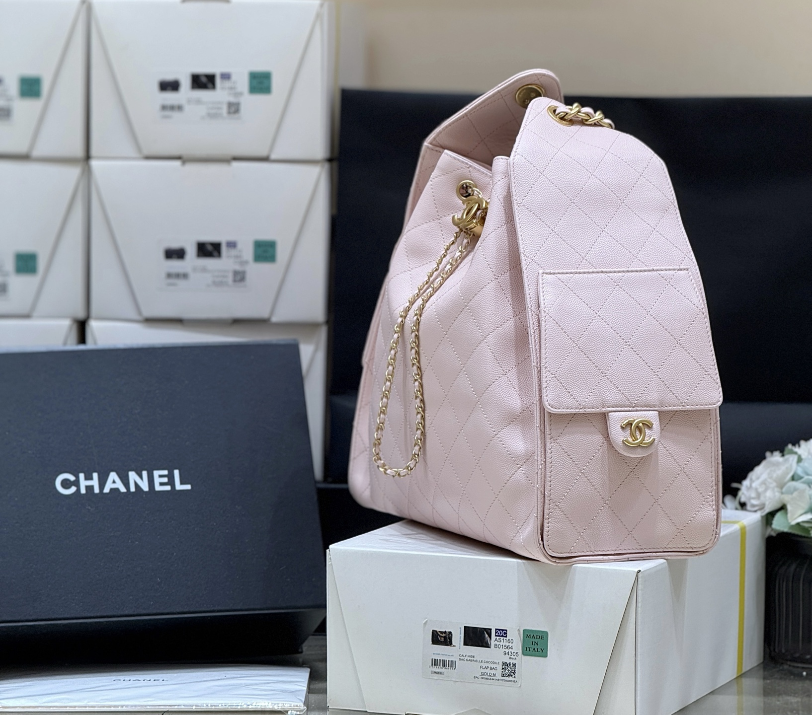Chanel 25 Medium Bag Pink - chanel 25 medium pink dupe detail 1