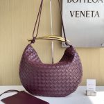 Bottega Veneta Sardine Medium Burgundy - View 4 | Intrecciato Detail