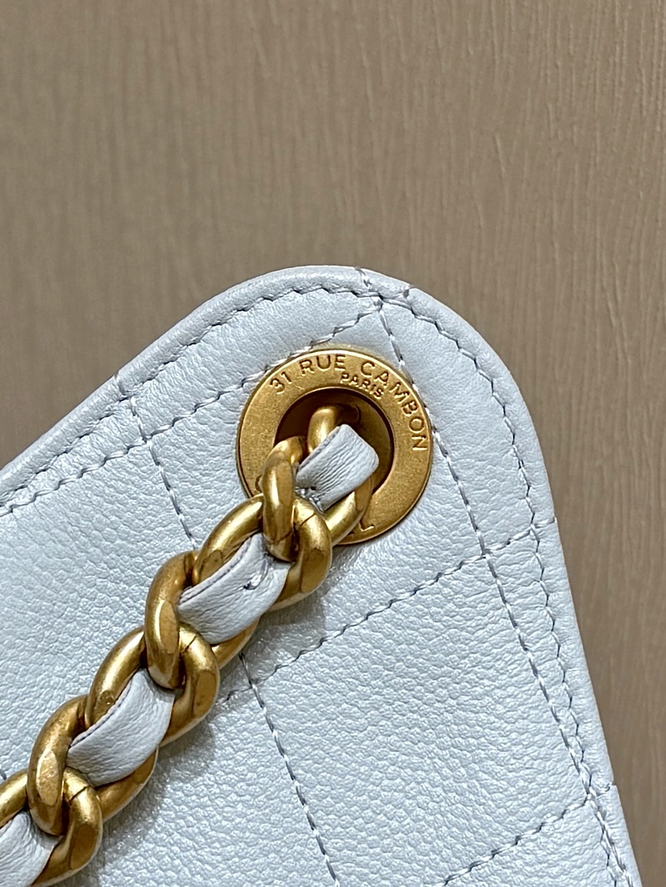 Chanel 25 Medium Bag Sky Blue - fake chanel 25 sky blue detail 4