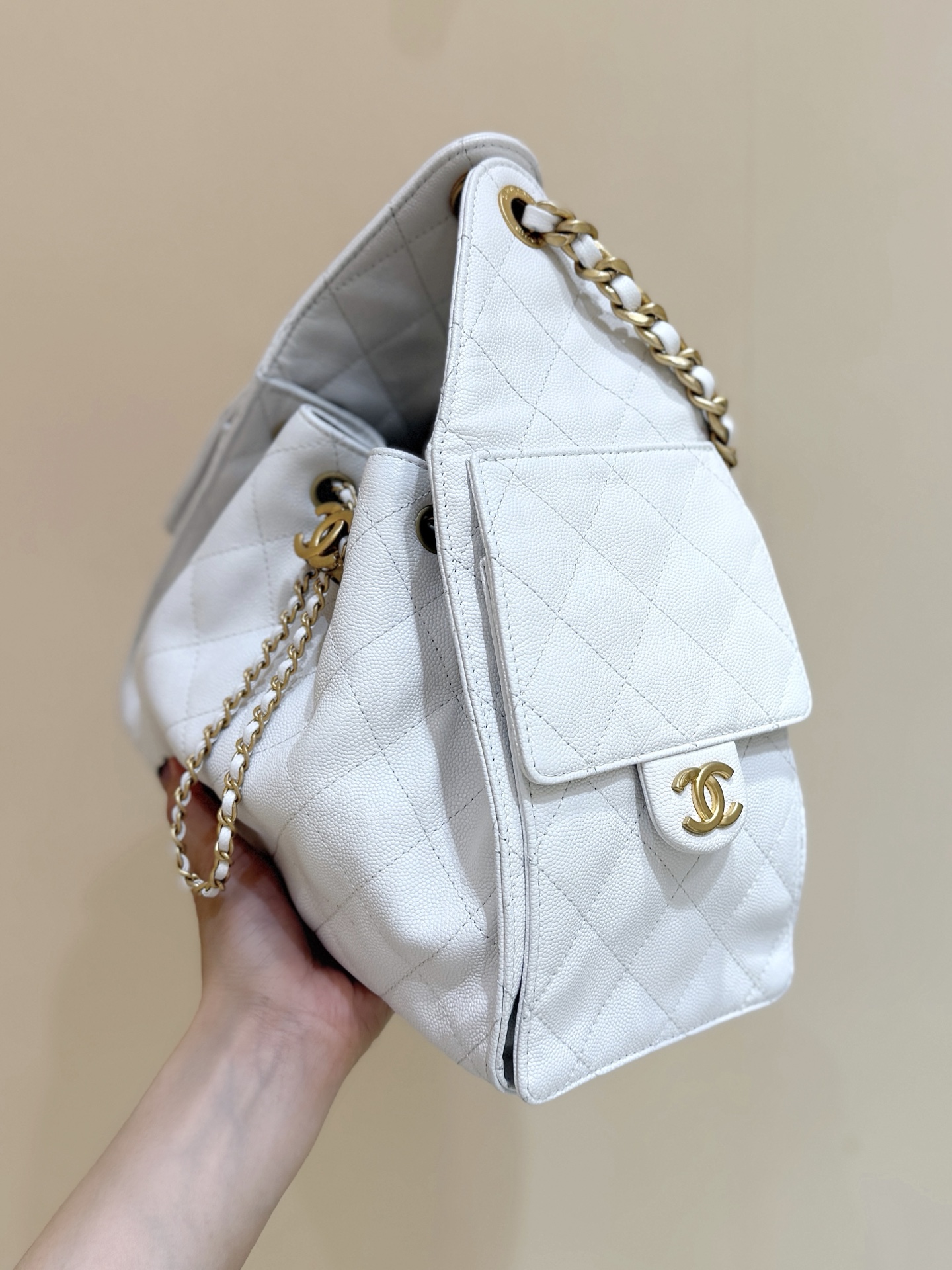 white (3) Chanel 25 Small Bag White - chanel 25 flap dupe detail 3