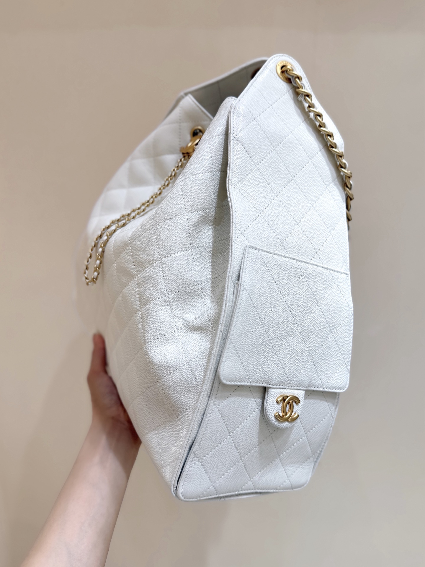 Chanel 25 Medium Bag White - chanel 25 medium white replica detail 6