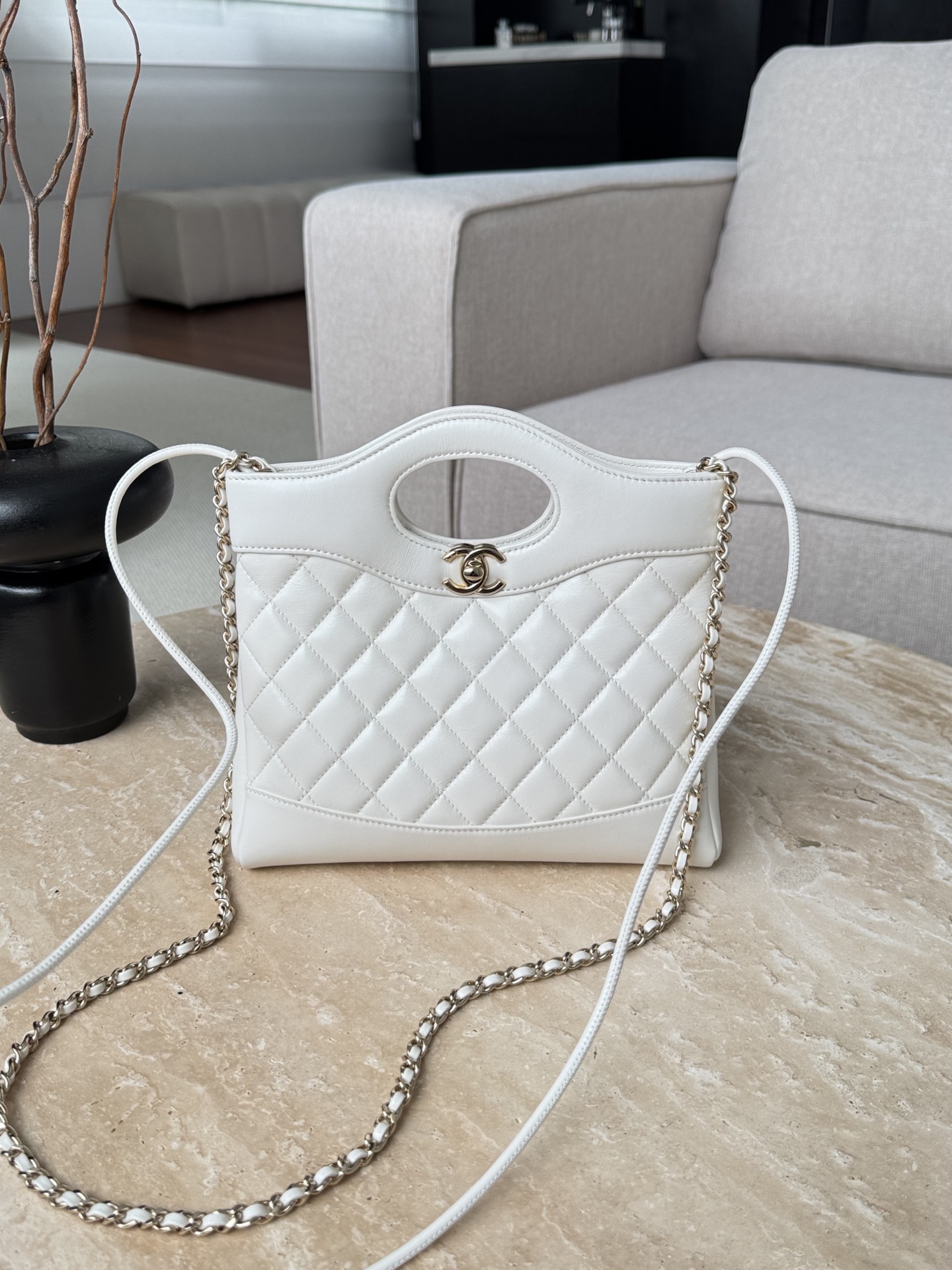 white1 Chanel 24S 31 Mini Tote Bag Pink - chanel mini tote pink replica detail 3
