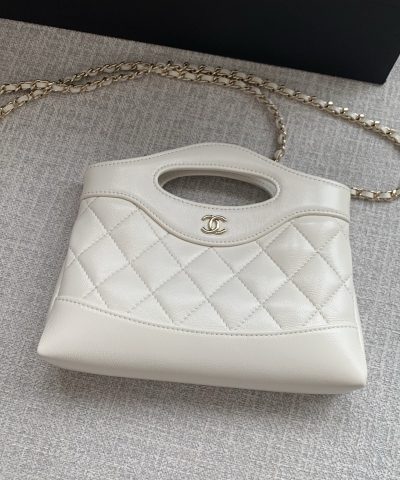 Chanel 24S 31 Nano Tote Çanta Beyaz