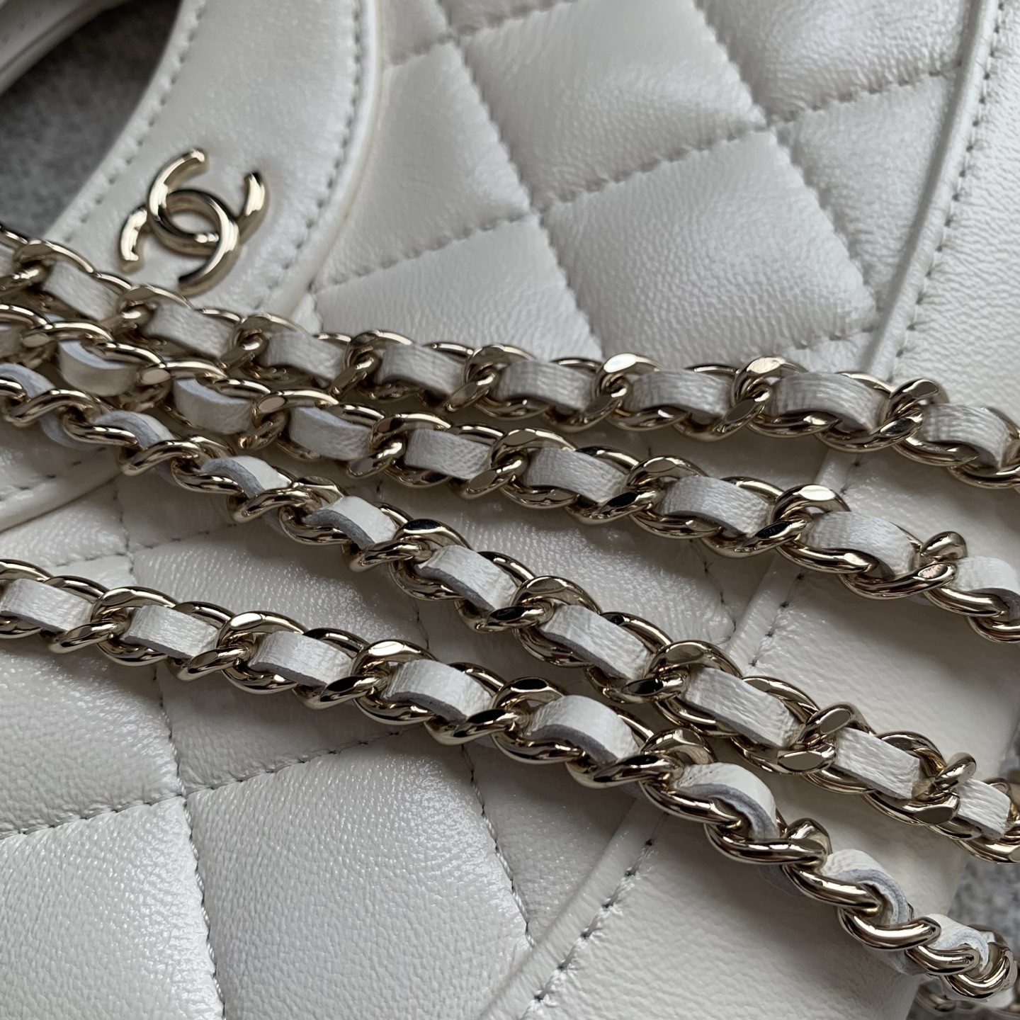 white8 Chanel 24S 31 Nano Tote Bag White - fake chanel nano tote white detail 7