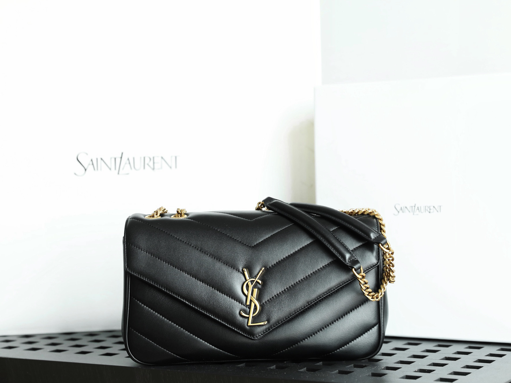 Replica YSL Loulou Envelope Black 1 Replica YSL Loulou Envelope Black
