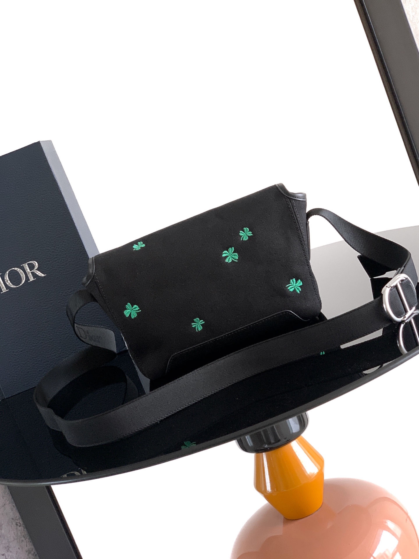 clover-1.jpg Dior Jett Mini Bag - Dior Jett Superclone