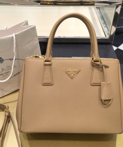 Prada Galleria Μεσαία Τσάντα Αντίγραφο - Μπροστινή Όψη