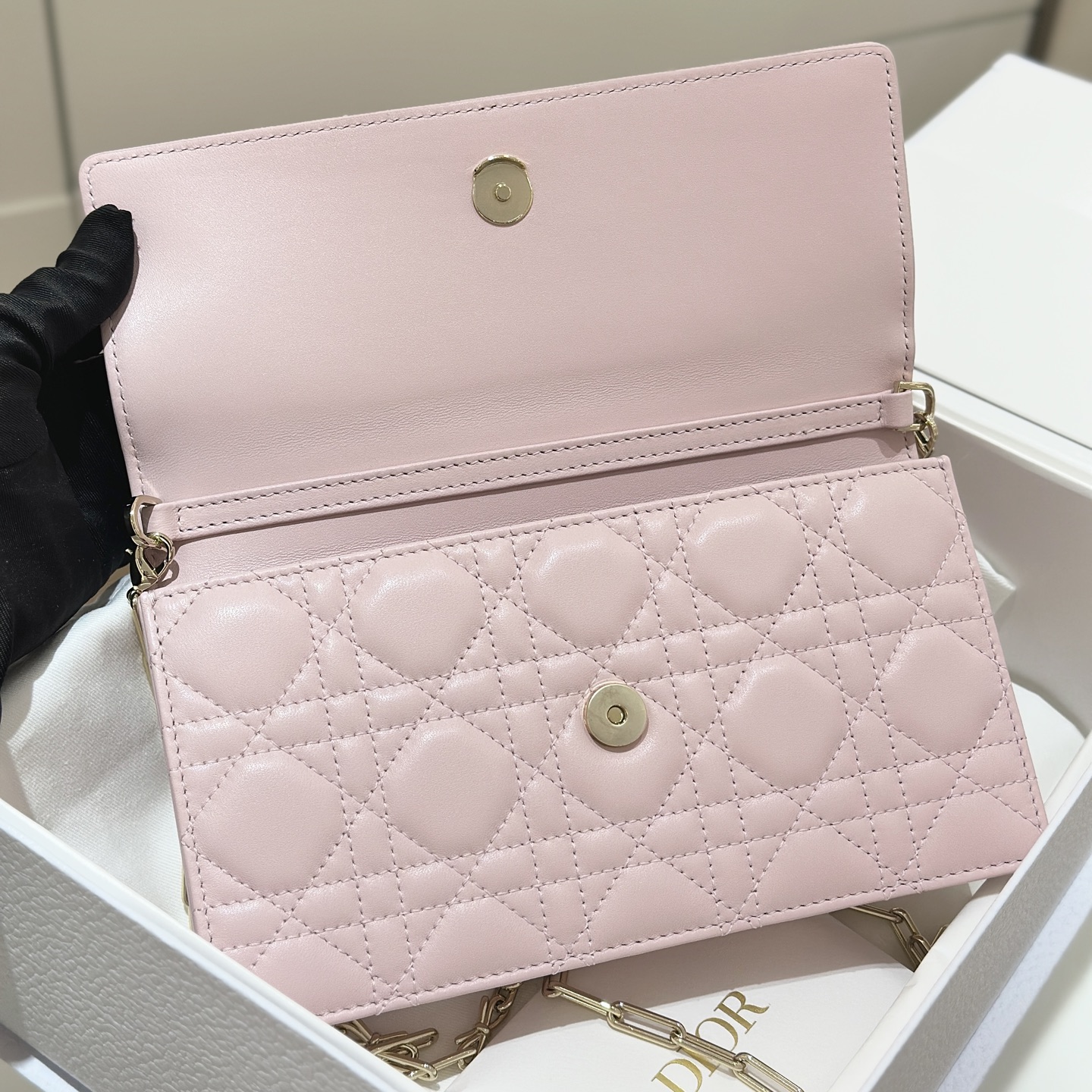 blush-pink2.jpg