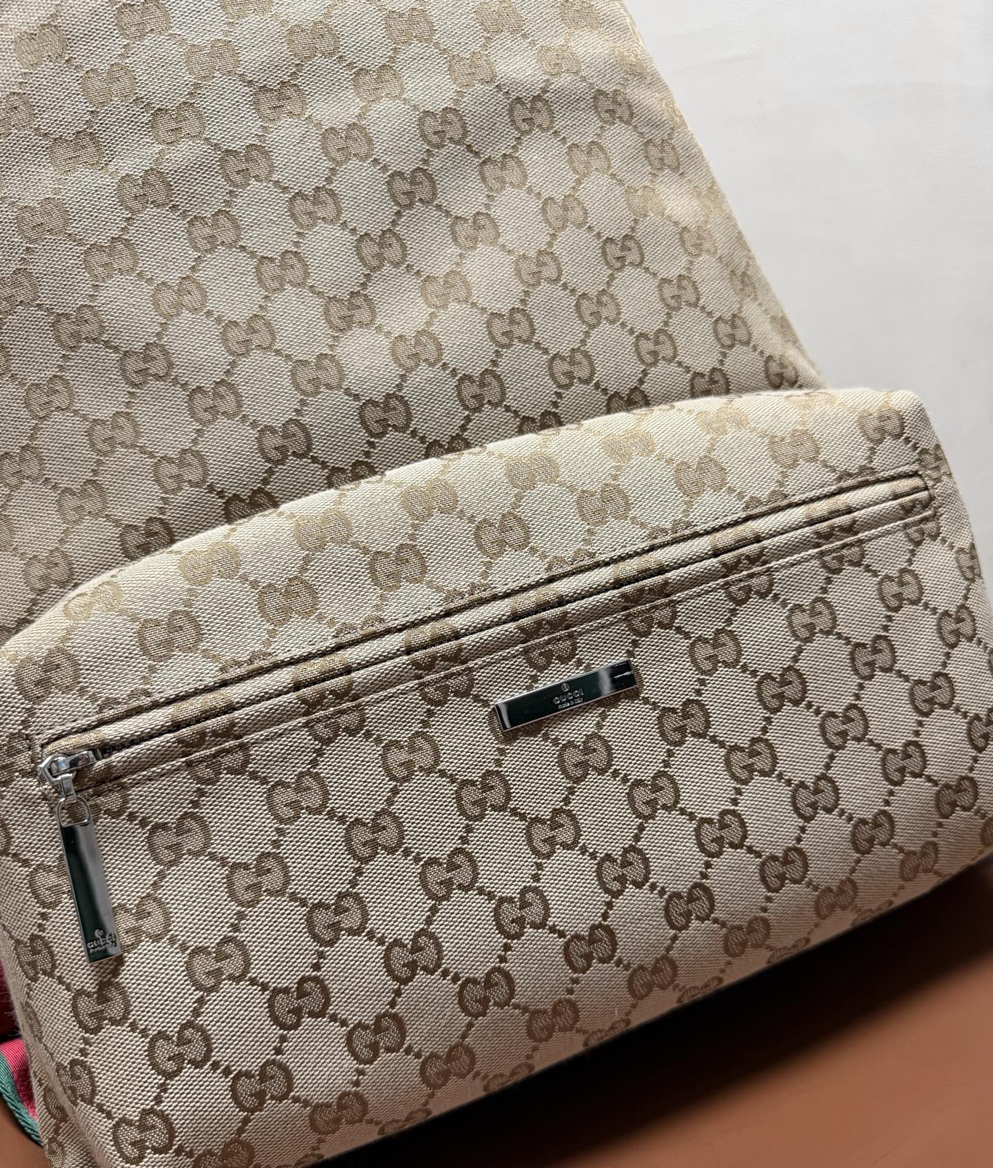 beige-9.jpg Gucci Essence Classic Backpack Replica - Back View