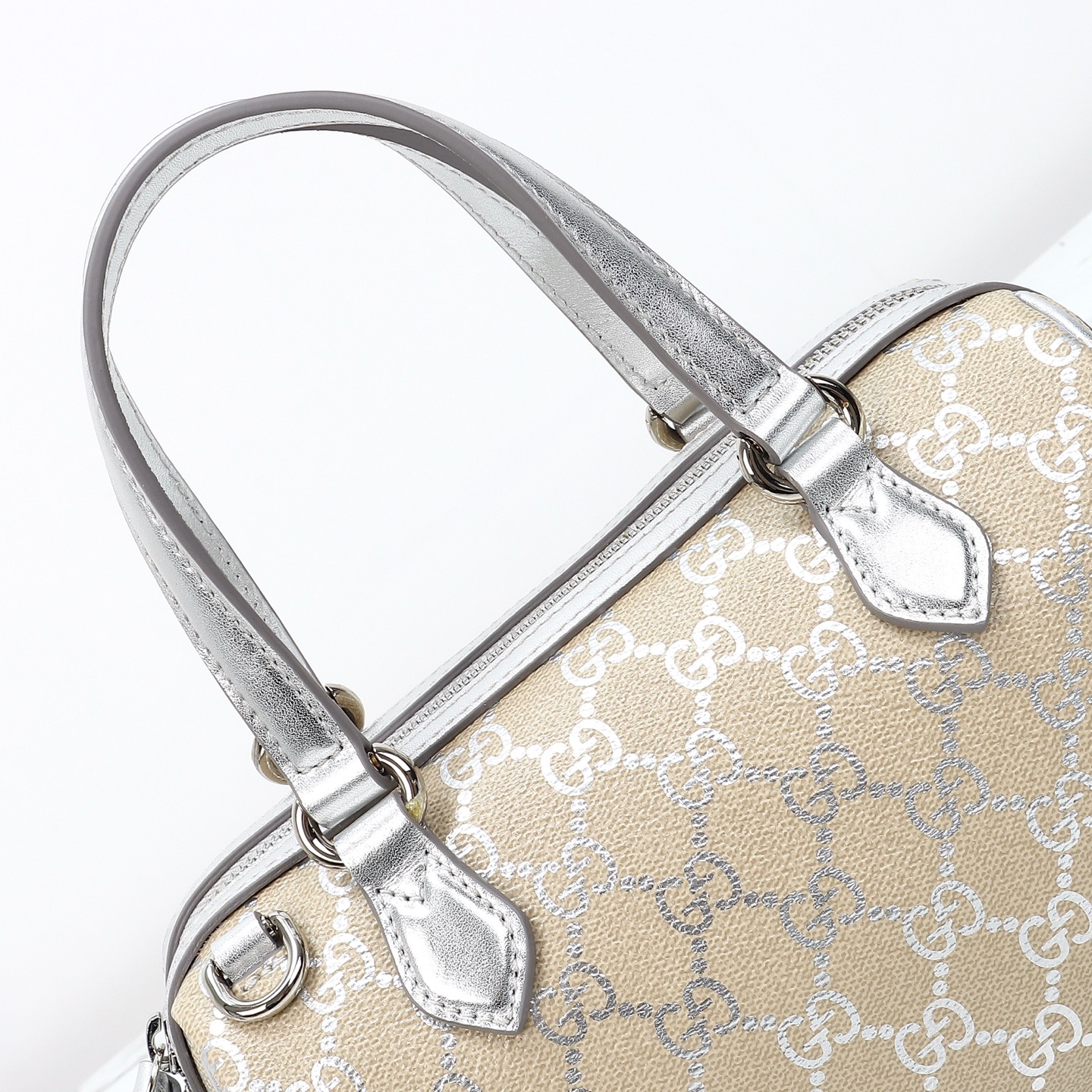 beige-and-silver-5.jpg Gucci Boston Small Replica - Hardware Detail