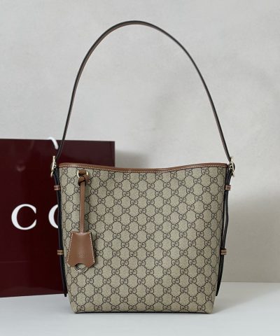 Gucci Emblem Small Shoulder Bag Replica - Front View