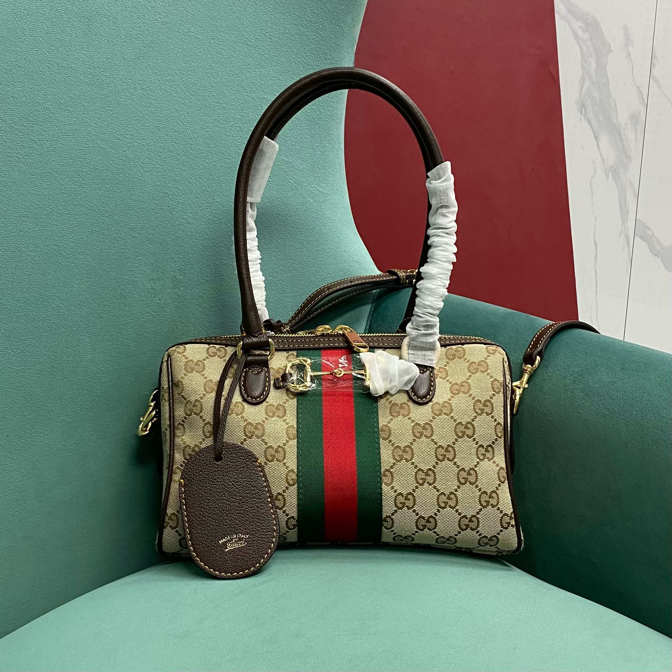 beige-canvas-11.jpg Gucci Borsetto Medium Boston Replica - Hardware Detail