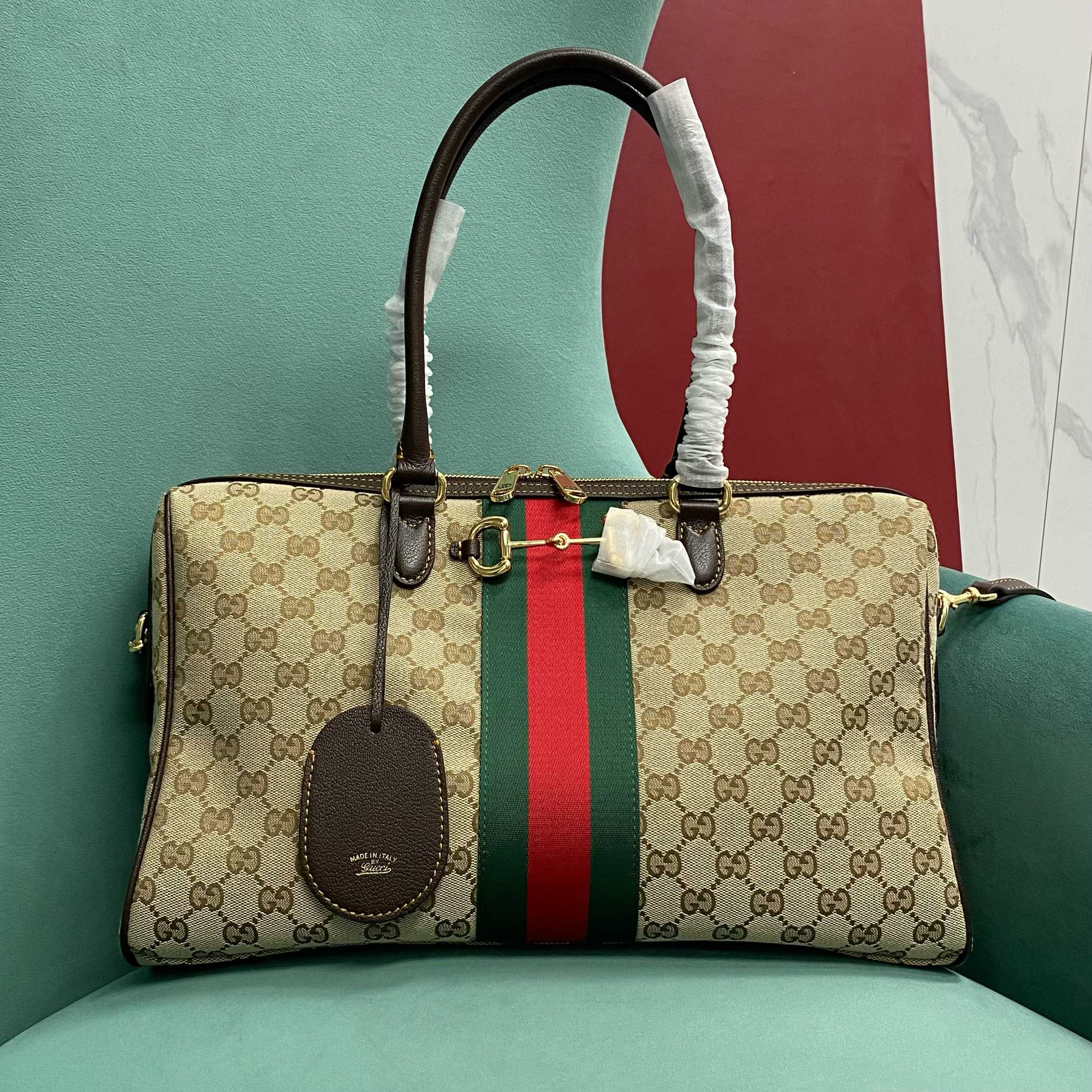 beige-canvas-2.jpg Gucci Borsetto Large Boston Replica - Side View