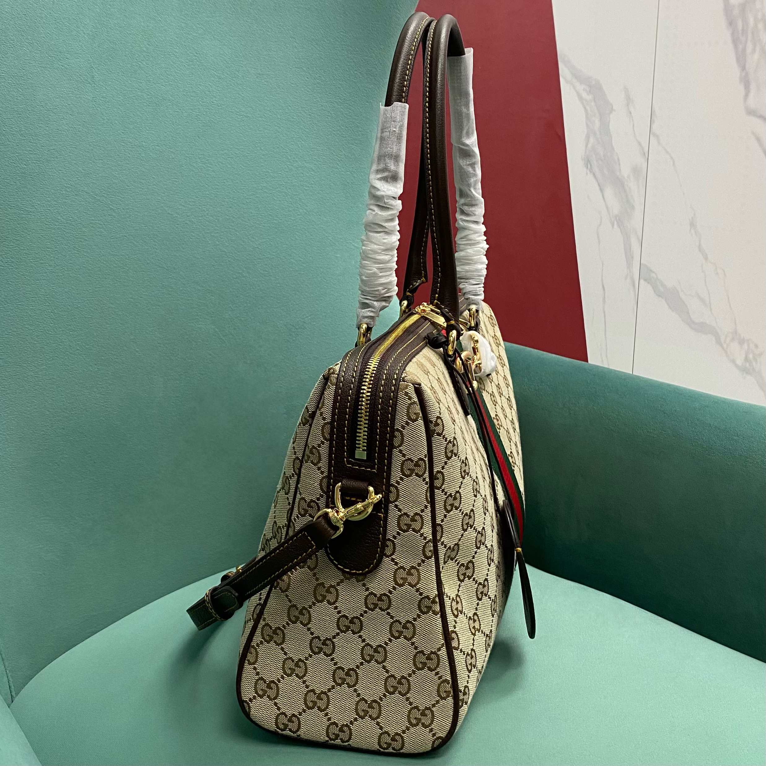 beige-canvas-3.jpg Gucci Borsetto Large Boston Replica - Back View