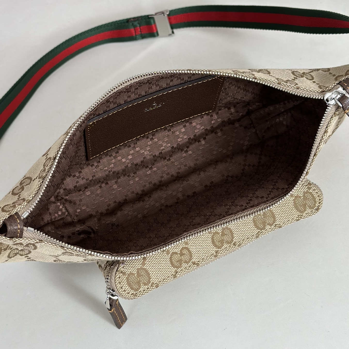 beige-canvas-4.jpg Gucci Flatpack Small Belt Bag Replica - Interior