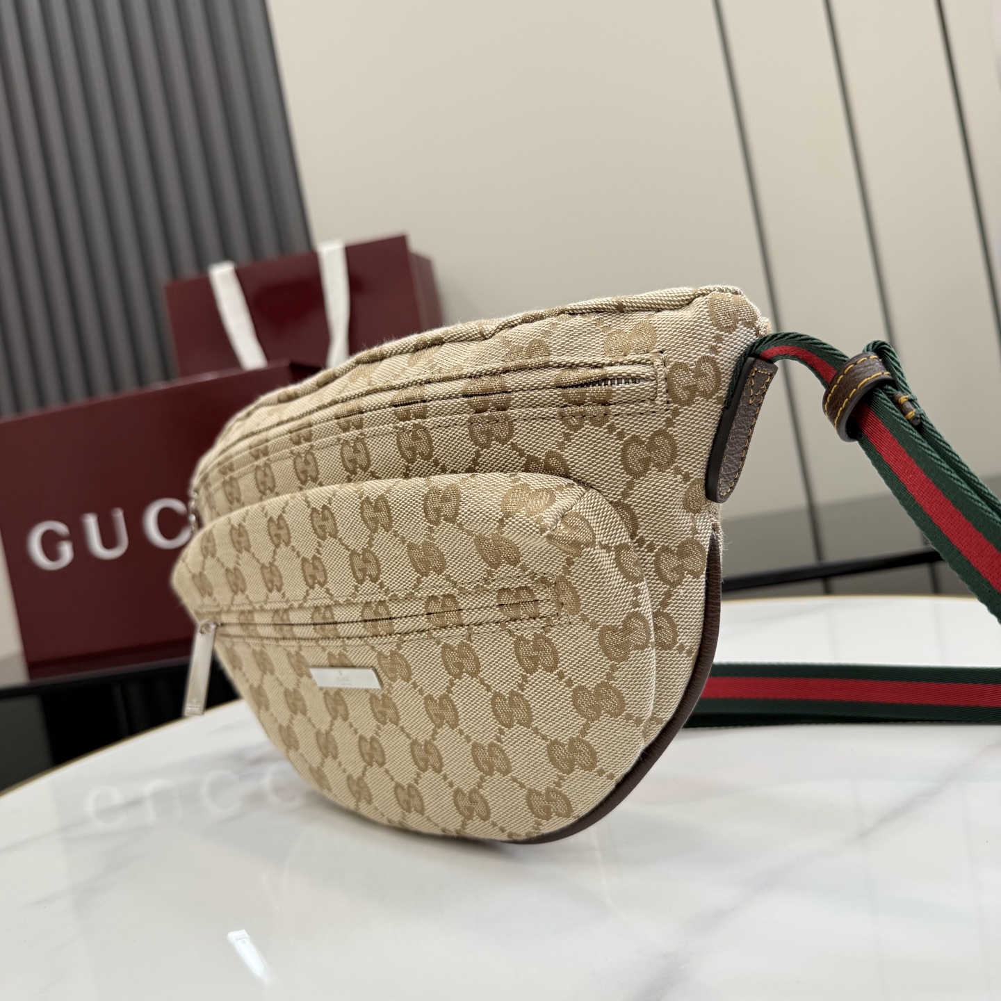 beige-canvas-5.jpg Gucci Tag Small Crossbody Bag Replica - Hardware Detail