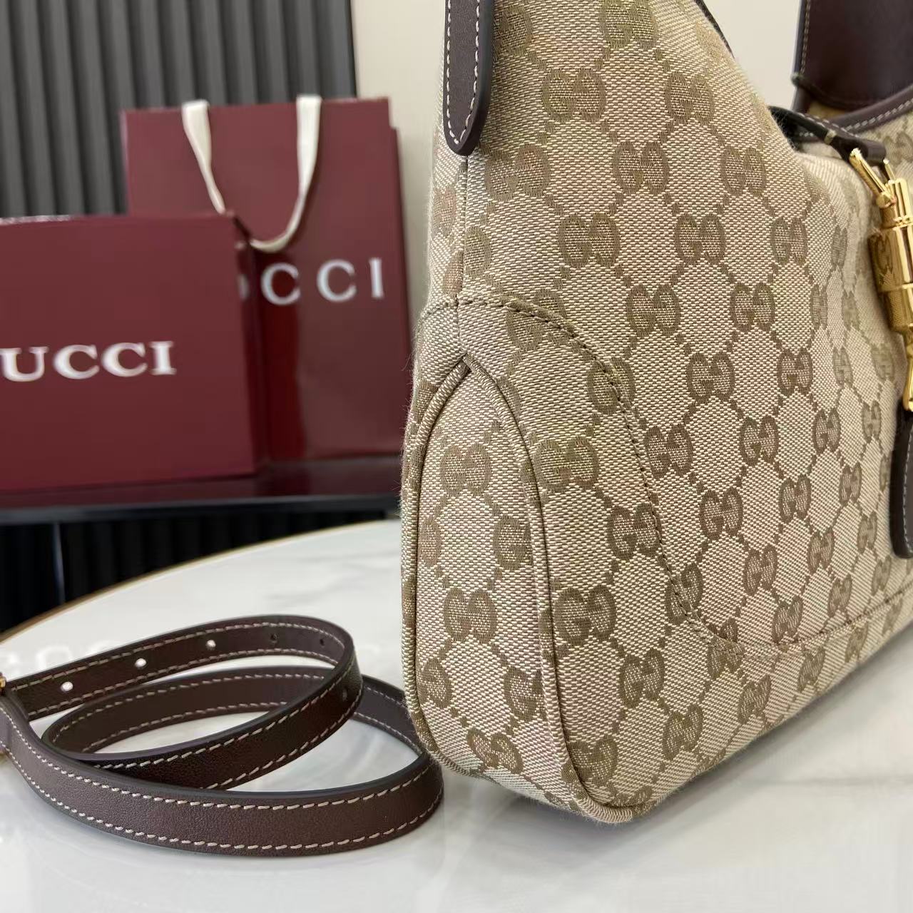 Gucci Jackie 1961 Medium Beige Canvas 7 Gucci Jackie 1961 Medium Replica Beige Canvas