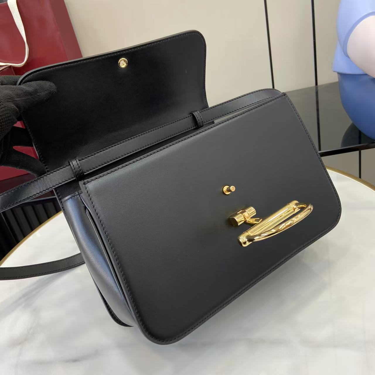 Gucci Siena Medium Replica - Back View
