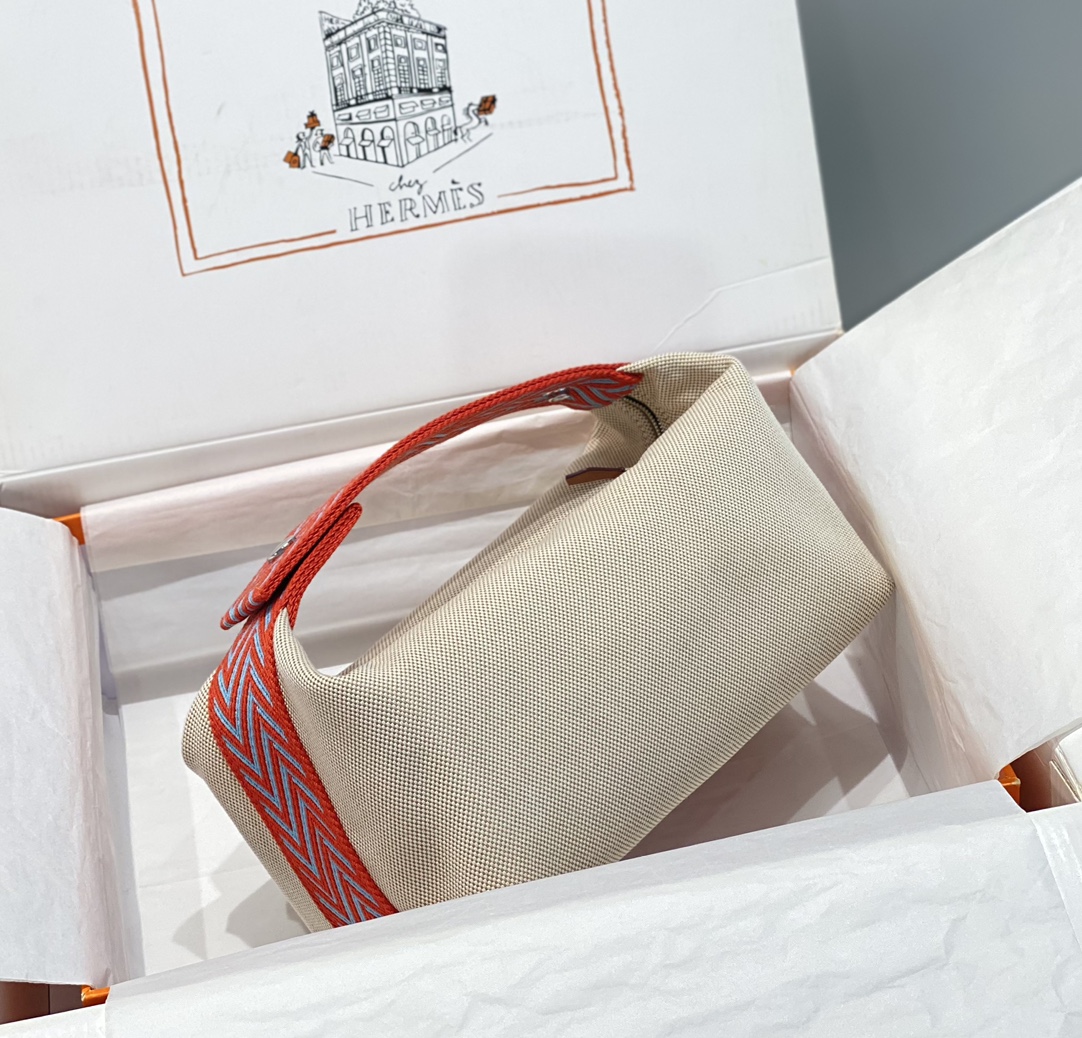 bride_a_brac_orange3 Hermès Bride-a-Brac replica - leather trim closeup