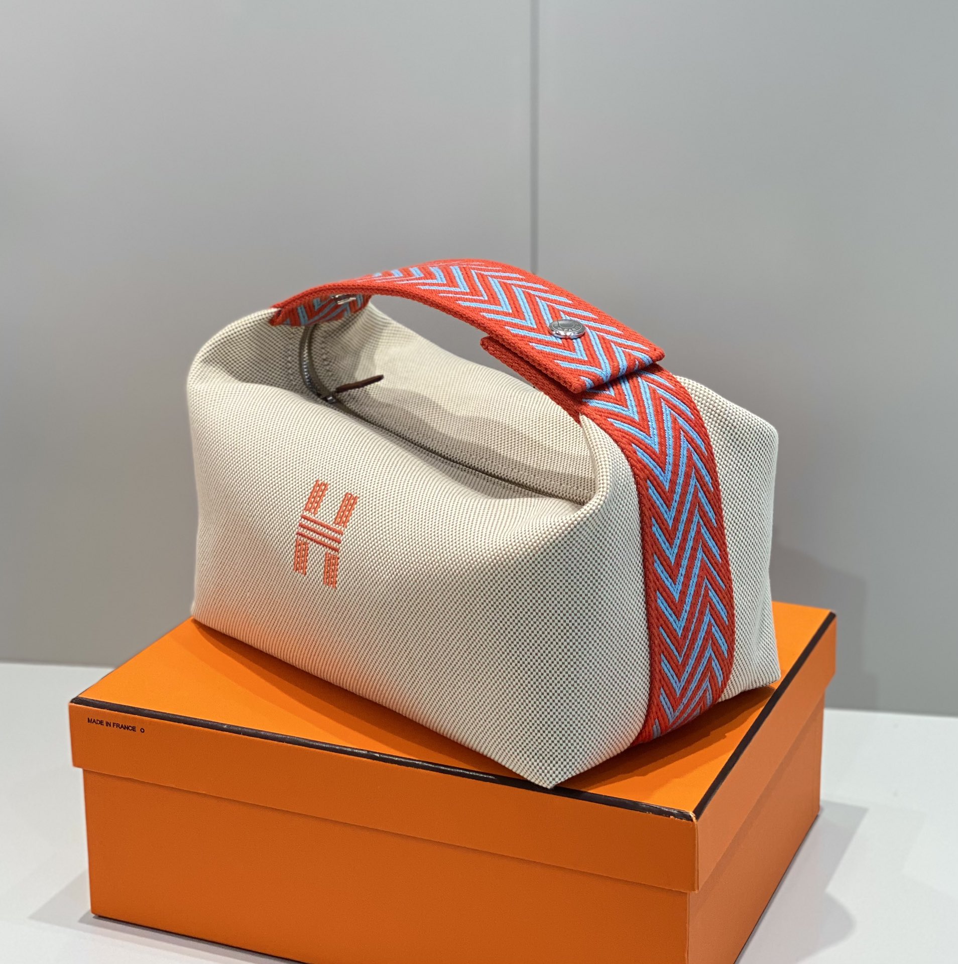 bride_a_brac_orange6 Hermès Bride-a-Brac replica - canvas pouch front view