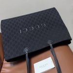 canvas-7.jpg Gucci NY Large Tote Replica - Logo Close-up