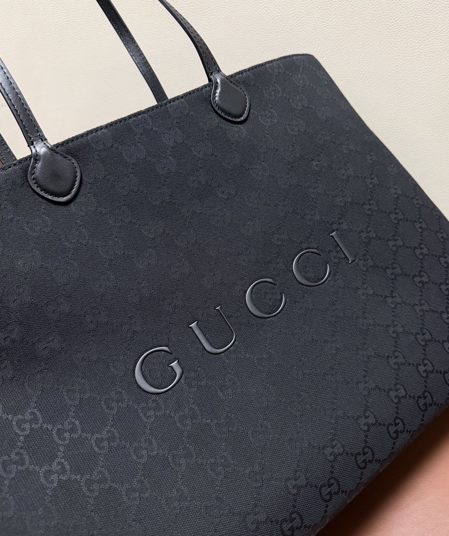 canvas-9.jpg Gucci NY Large Tote Replica - Back View