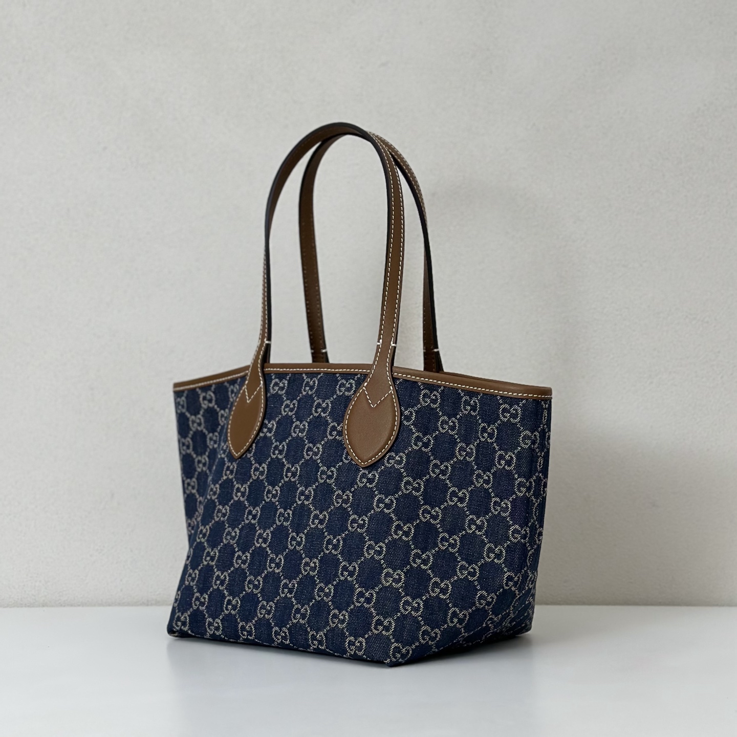 dark-blue-denim-2.jpg Gucci Totissima Replica - Side View