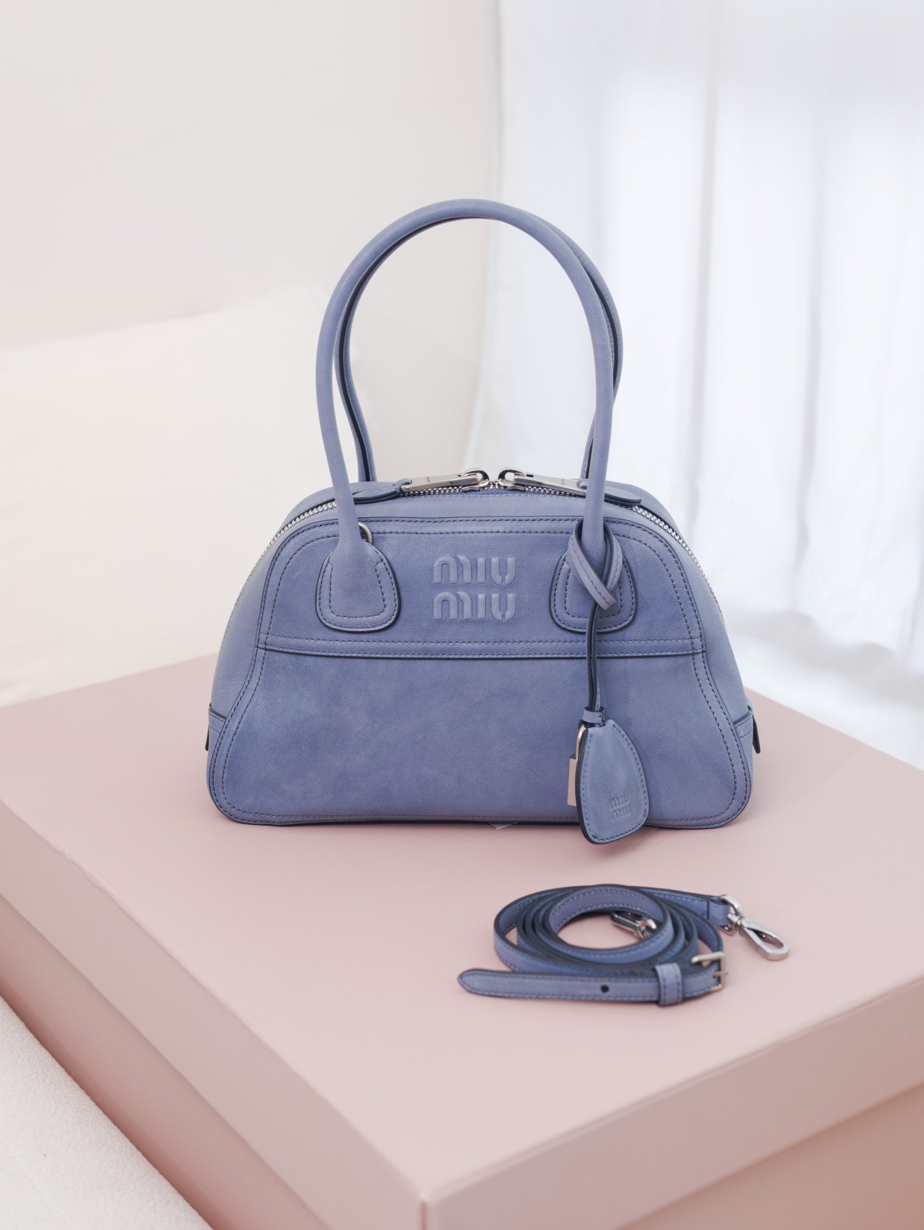 Miu Miu Vivant Bag Replica - Aged Leather Front View